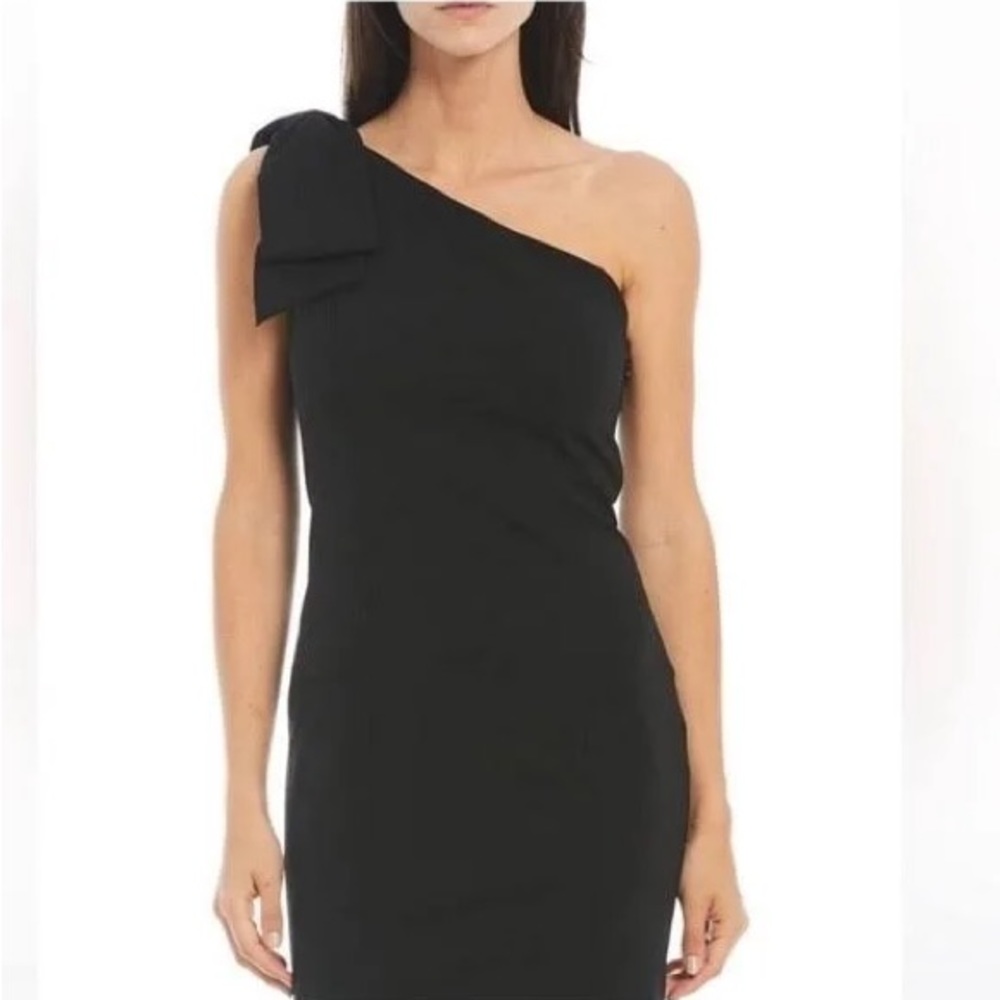 NWT Black formal asymmetrical dress with bow 🎀 - Marina women’s 6